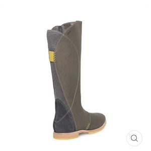 NWT! AHNU HELENA PEWTER BOOTS